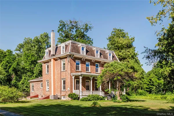 $785,000 | 168 County Road 26A, Stuyvesant, NY 12173