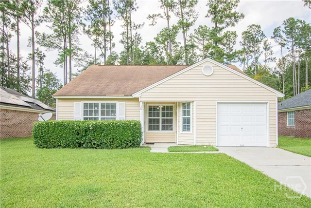 $1,725 | 26 Stalwick Drive, Pooler, GA 31322