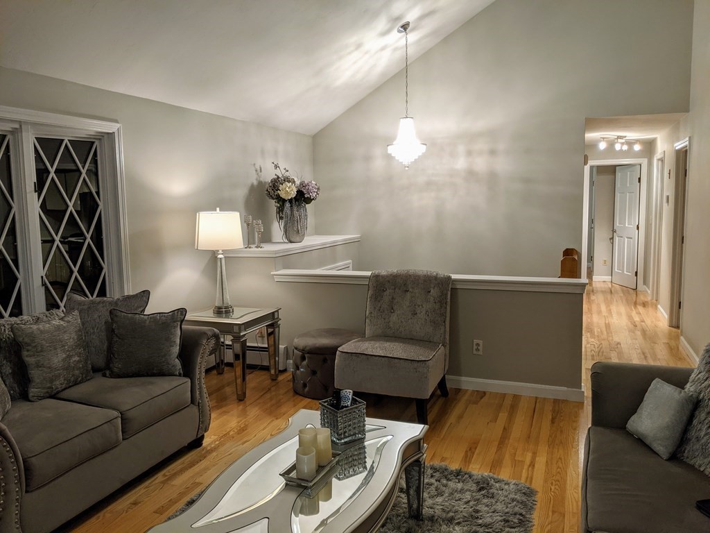 358 New Boston Road Sturbridge, MA 01566 - Photo 6 of 23