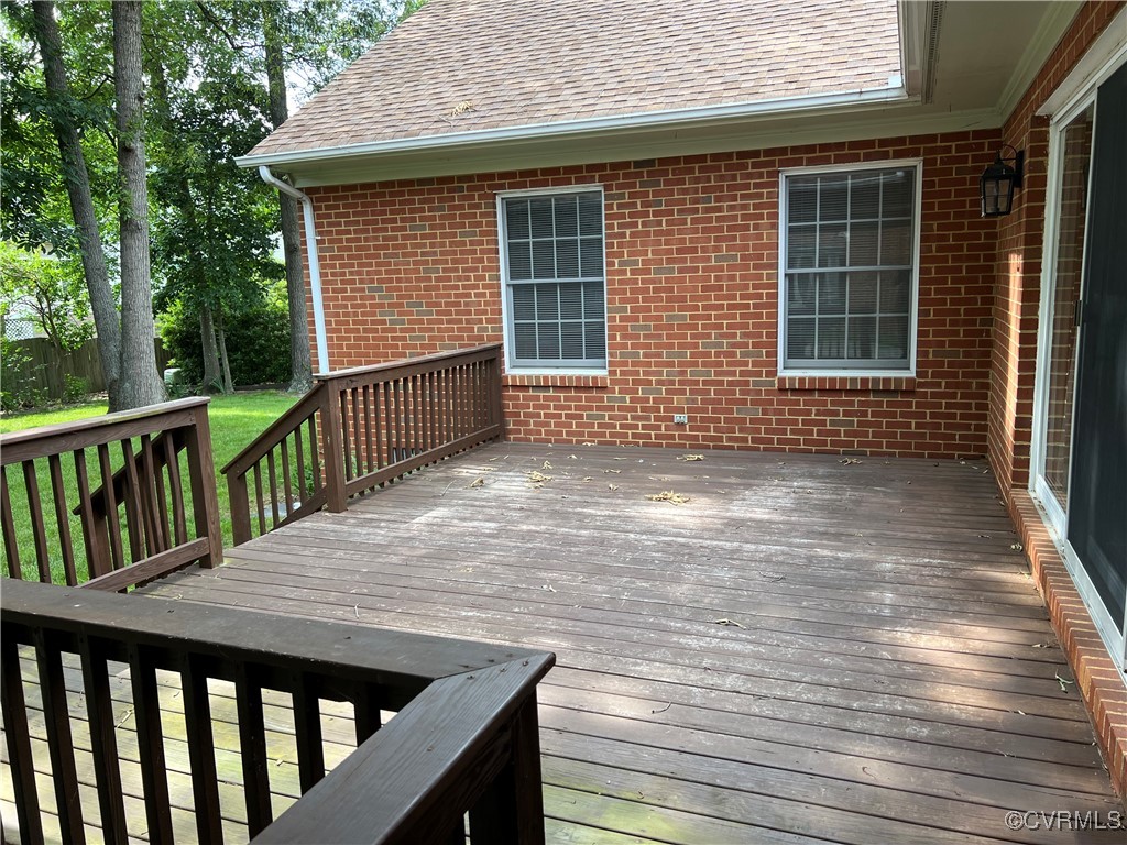 8426 Forge Road Henrico, VA 23228 - Photo 8 of 46 View of wooden terrace