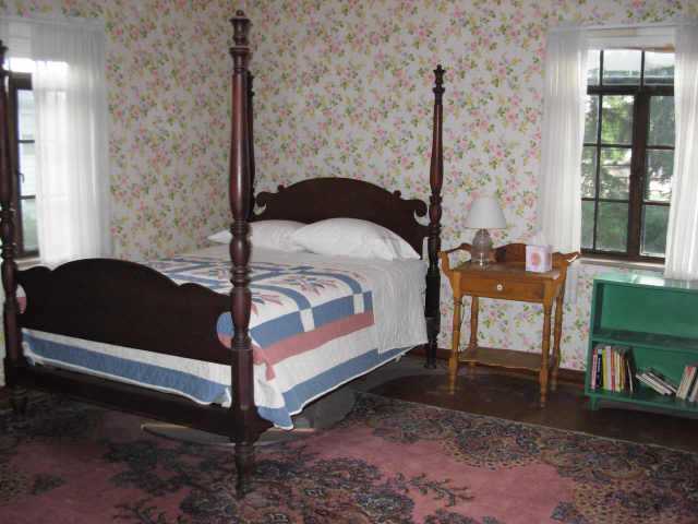 2685 Sherwood Road Columbus, OH 43209 - Photo 8 of 10