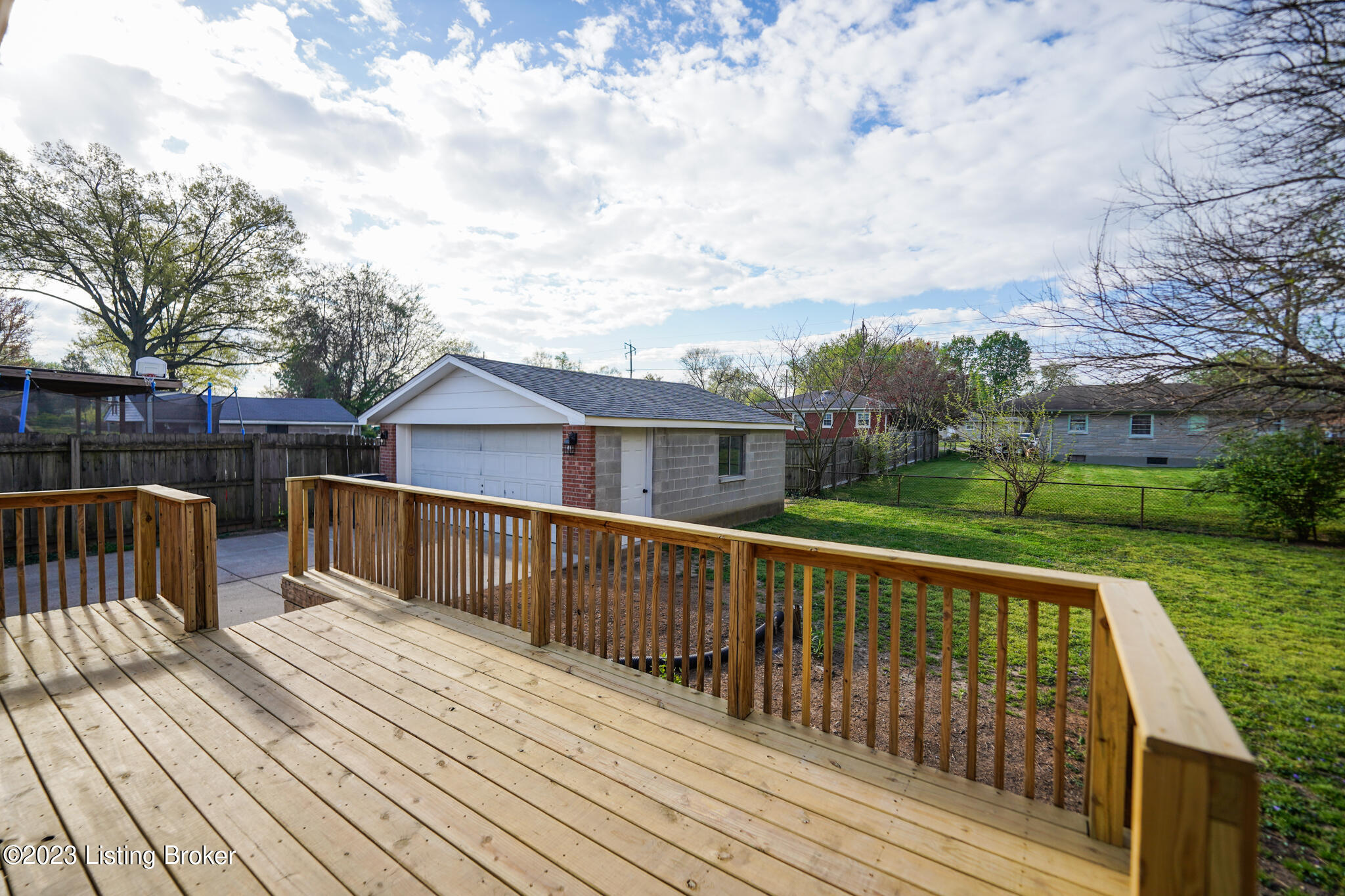 2334 Strotman Road Louisville, KY 40216 - Photo 18 of 25 Untitled-1243