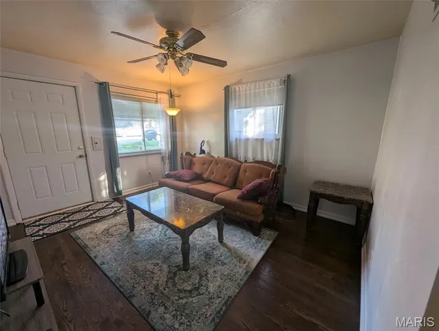 $224,900 | 765 Pardella Avenue, Unit A, St. Louis, MO 63125