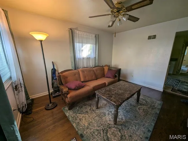 $224,900 | 765 Pardella Avenue, Unit A, St. Louis, MO 63125