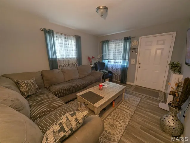 $224,900 | 765 Pardella Avenue, Unit A, St. Louis, MO 63125