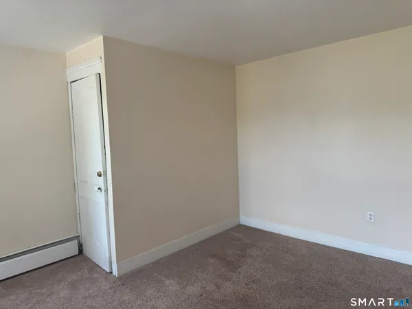 $1,850 | 1107 Ellington Road, Unit 2, South Windsor, CT 06074