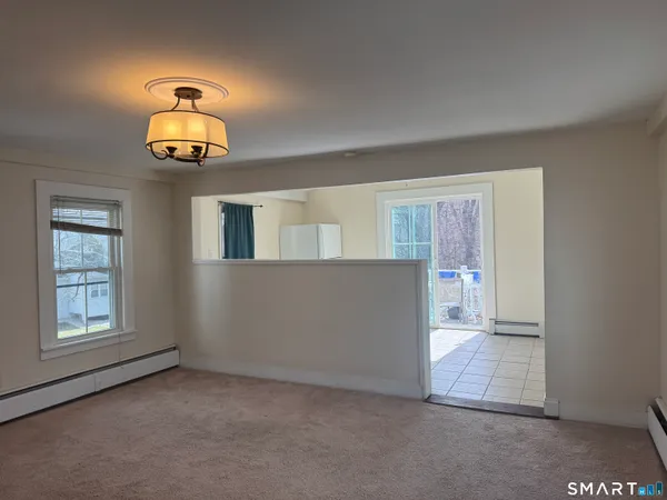 $1,850 | 1107 Ellington Road, Unit 2, South Windsor, CT 06074