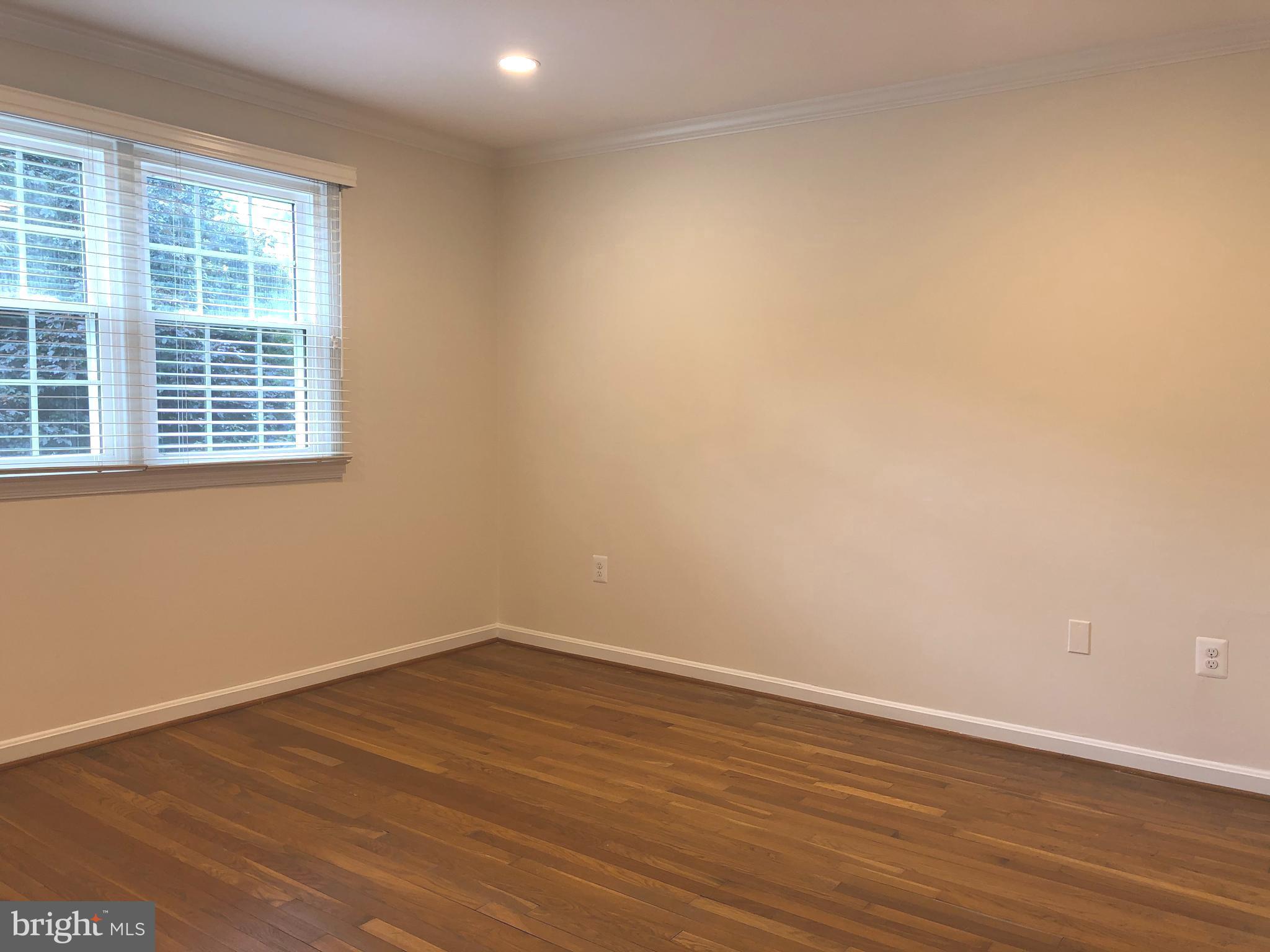 7327 Yates Court McLean, VA 22101 - Photo 22 of 34 Bedroom 3