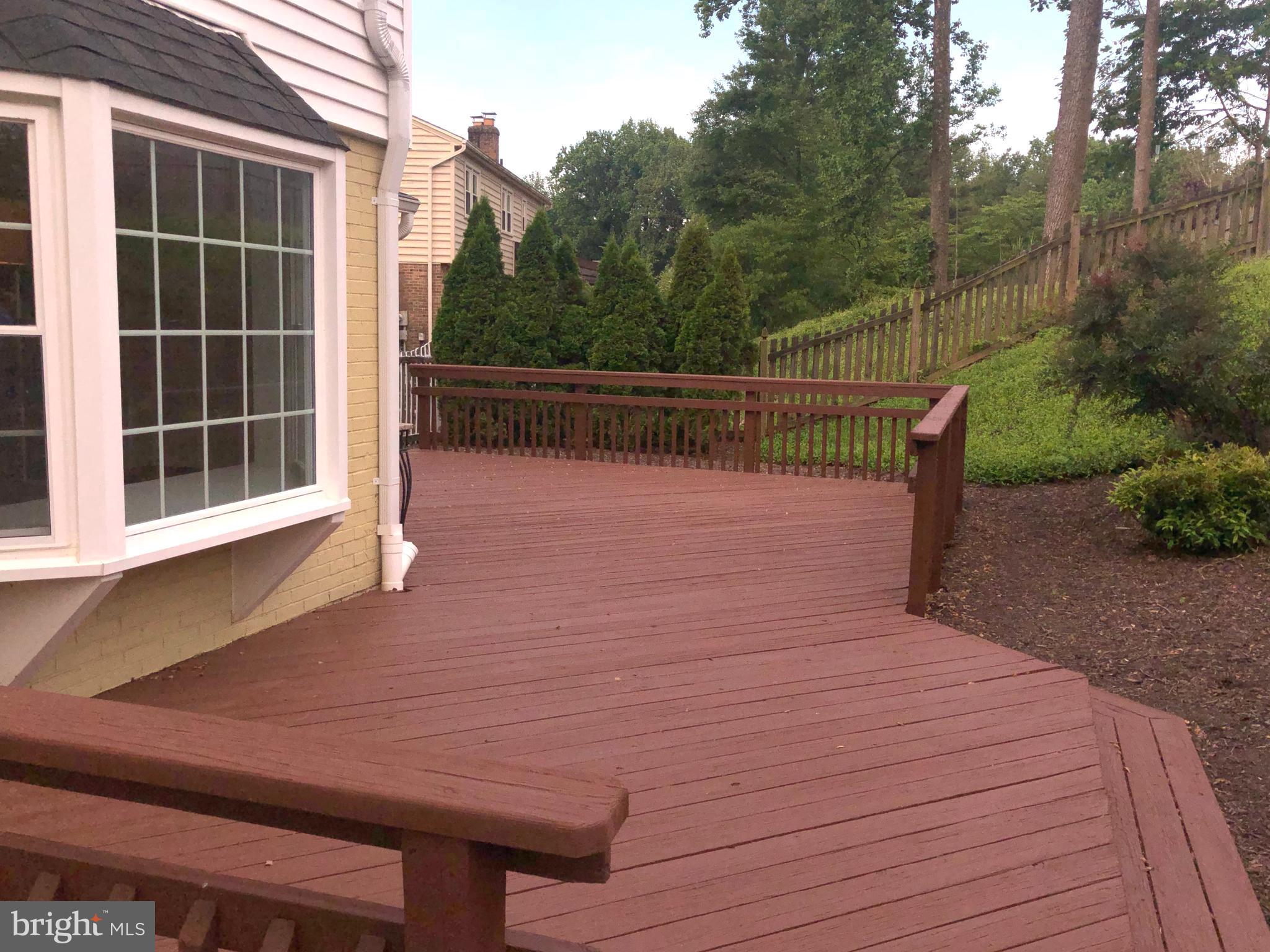 7327 Yates Court McLean, VA 22101 - Photo 30 of 34 Deck