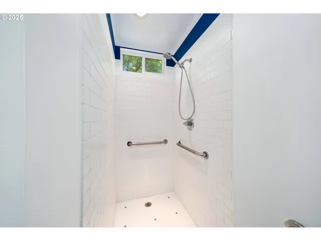 $849,900 | 660 Southwest Evans Street, Portland, OR 97219