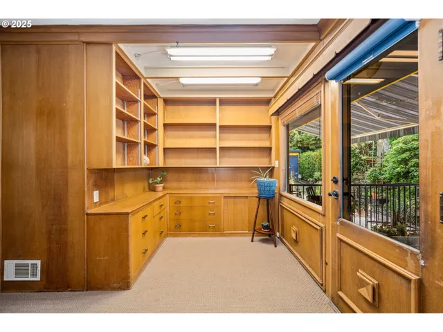 $849,900 | 660 Southwest Evans Street, Portland, OR 97219