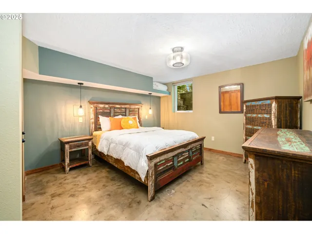 $849,900 | 660 Southwest Evans Street, Portland, OR 97219