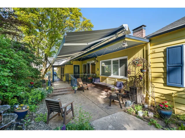 $849,900 | 660 Southwest Evans Street, Portland, OR 97219