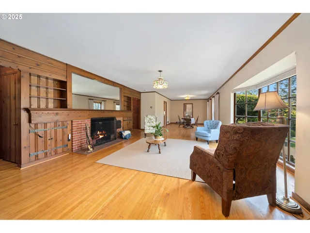 $849,900 | 660 Southwest Evans Street, Portland, OR 97219