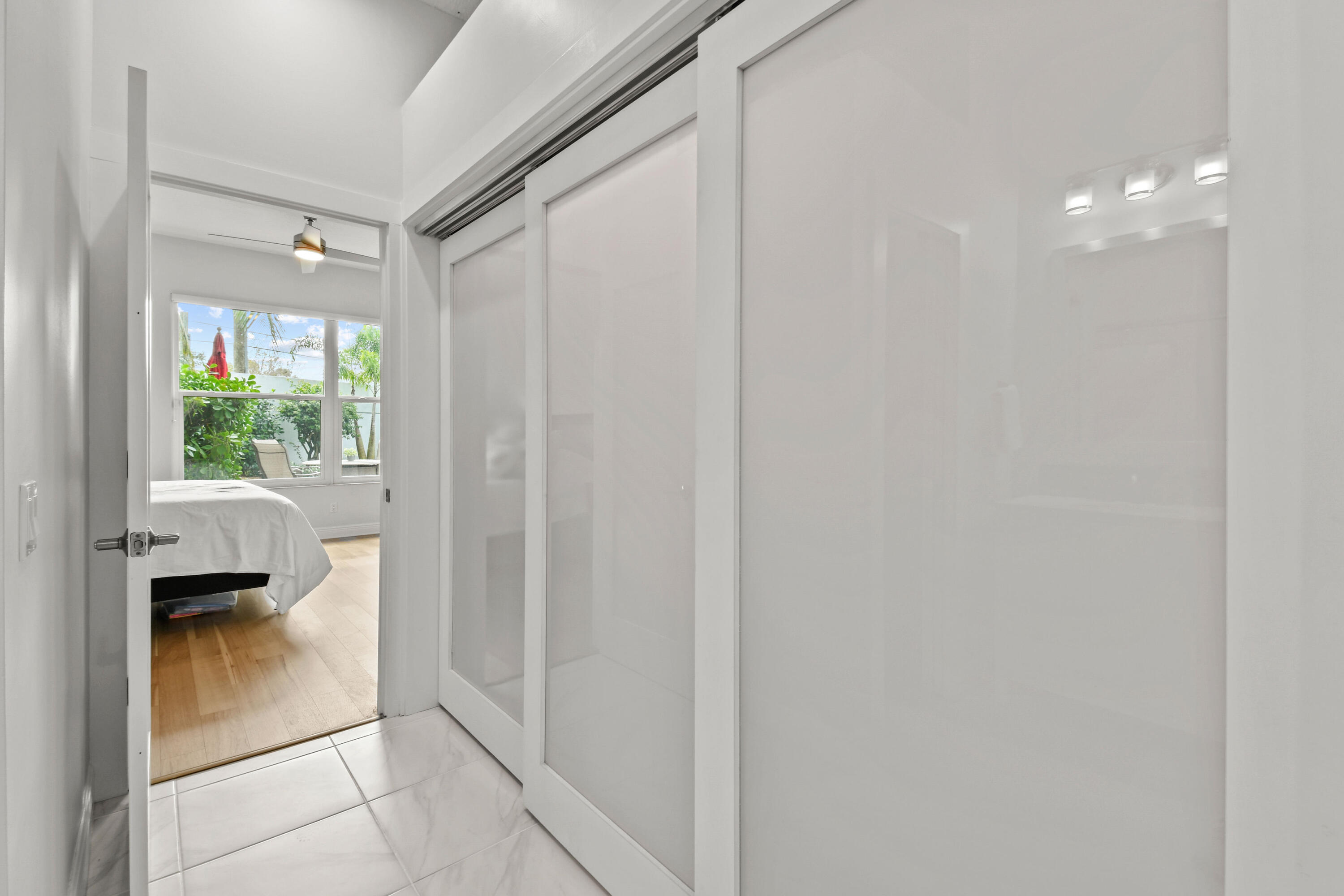 172 Hampton Circle Jupiter, FL 33458 - Photo 25 of 38 172HamptonCircle_34