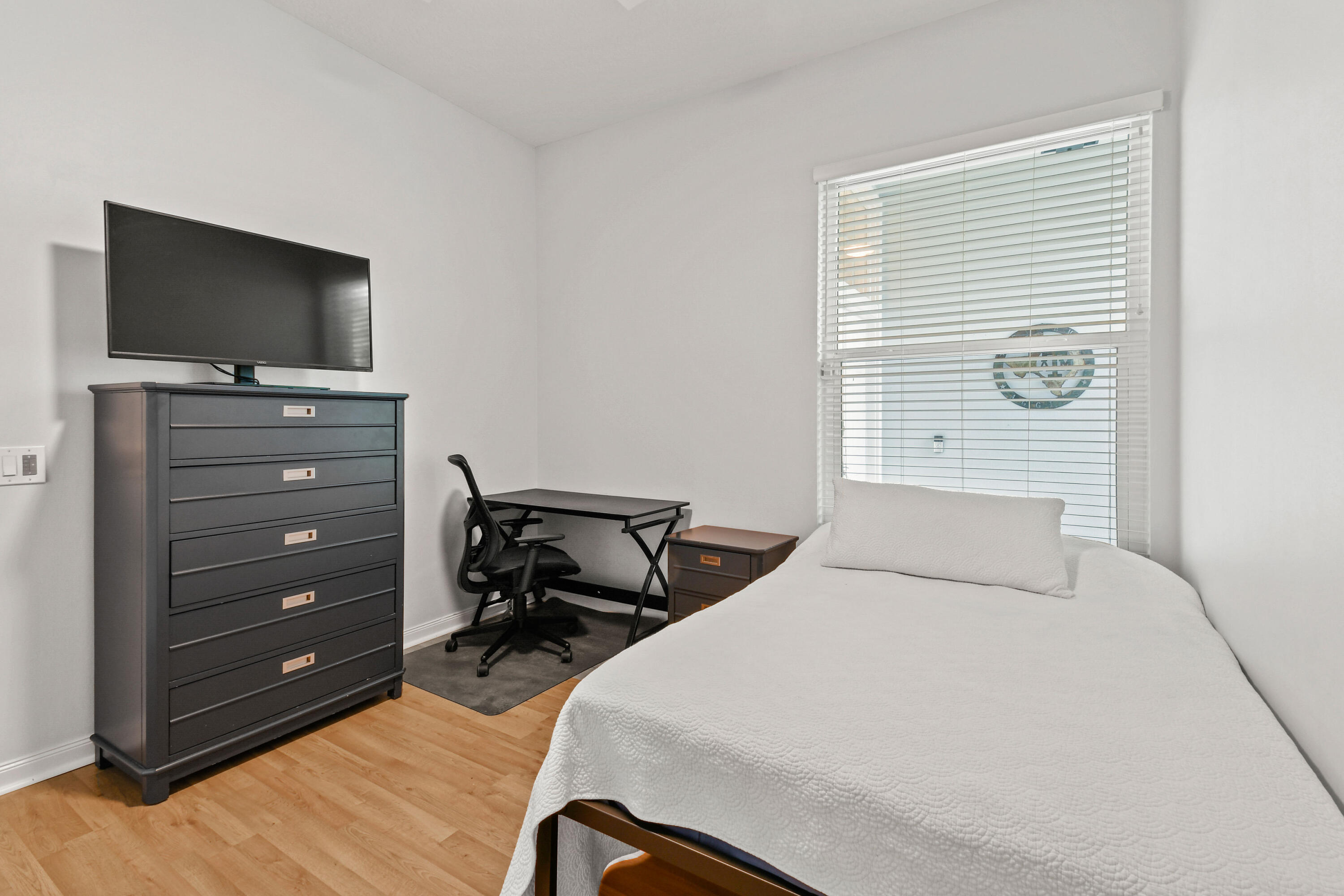 172 Hampton Circle Jupiter, FL 33458 - Photo 27 of 38 172HamptonCircle_38