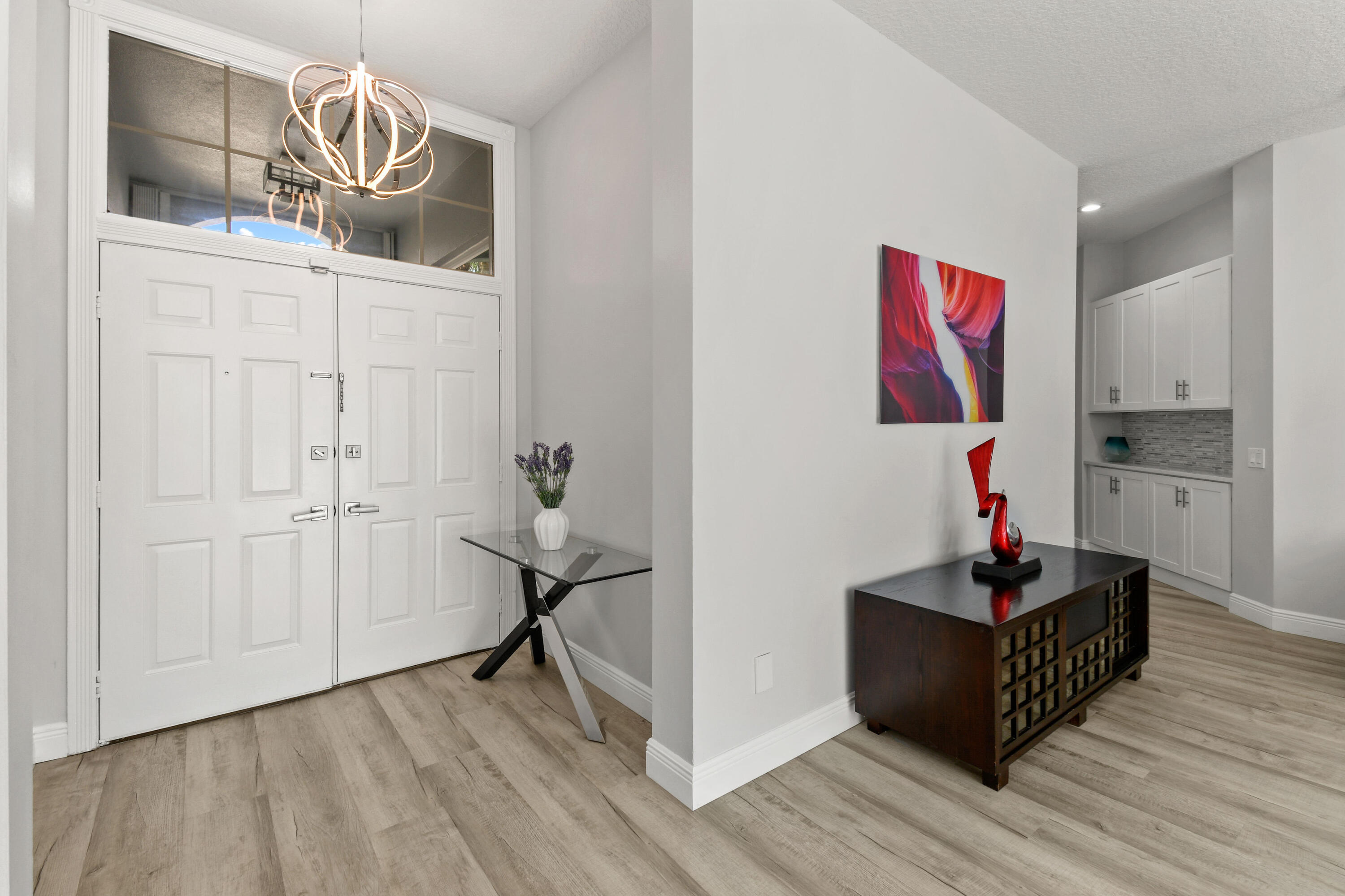 172 Hampton Circle Jupiter, FL 33458 - Photo 3 of 38 172HamptonCircle_06 2