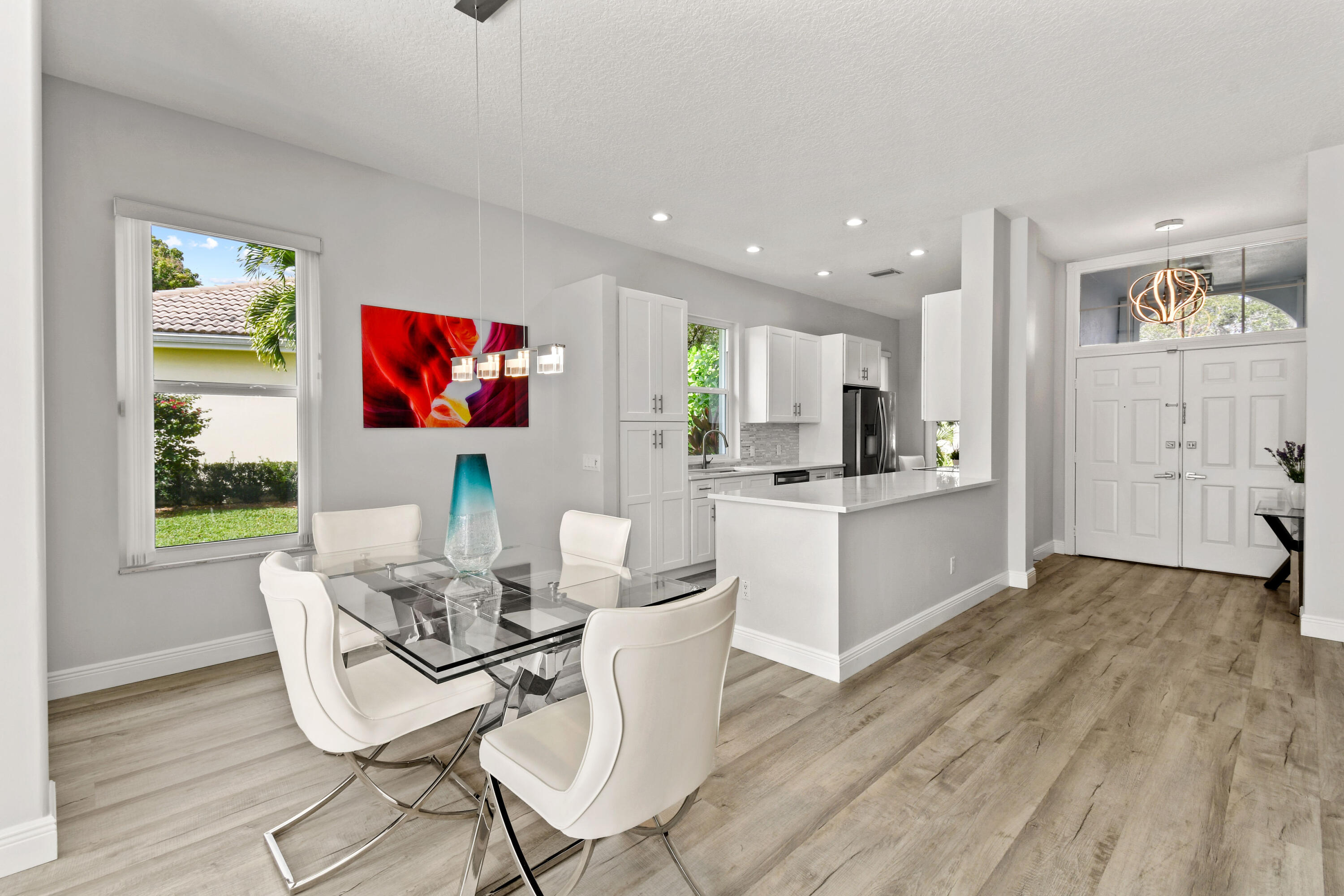 172 Hampton Circle Jupiter, FL 33458 - Photo 5 of 38 172HamptonCircle_12