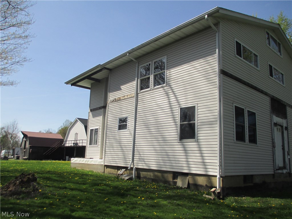 6431 Rock Spring Road Ravenna, OH 44266 - Photo 3 of 25 Gallery Image 3