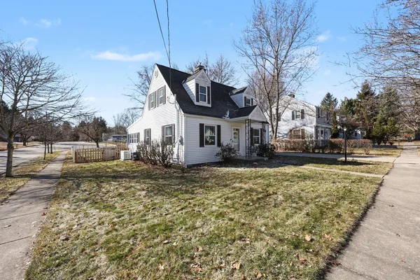 $295,000 | 313 Territorial Road, Manchester, MI 48158