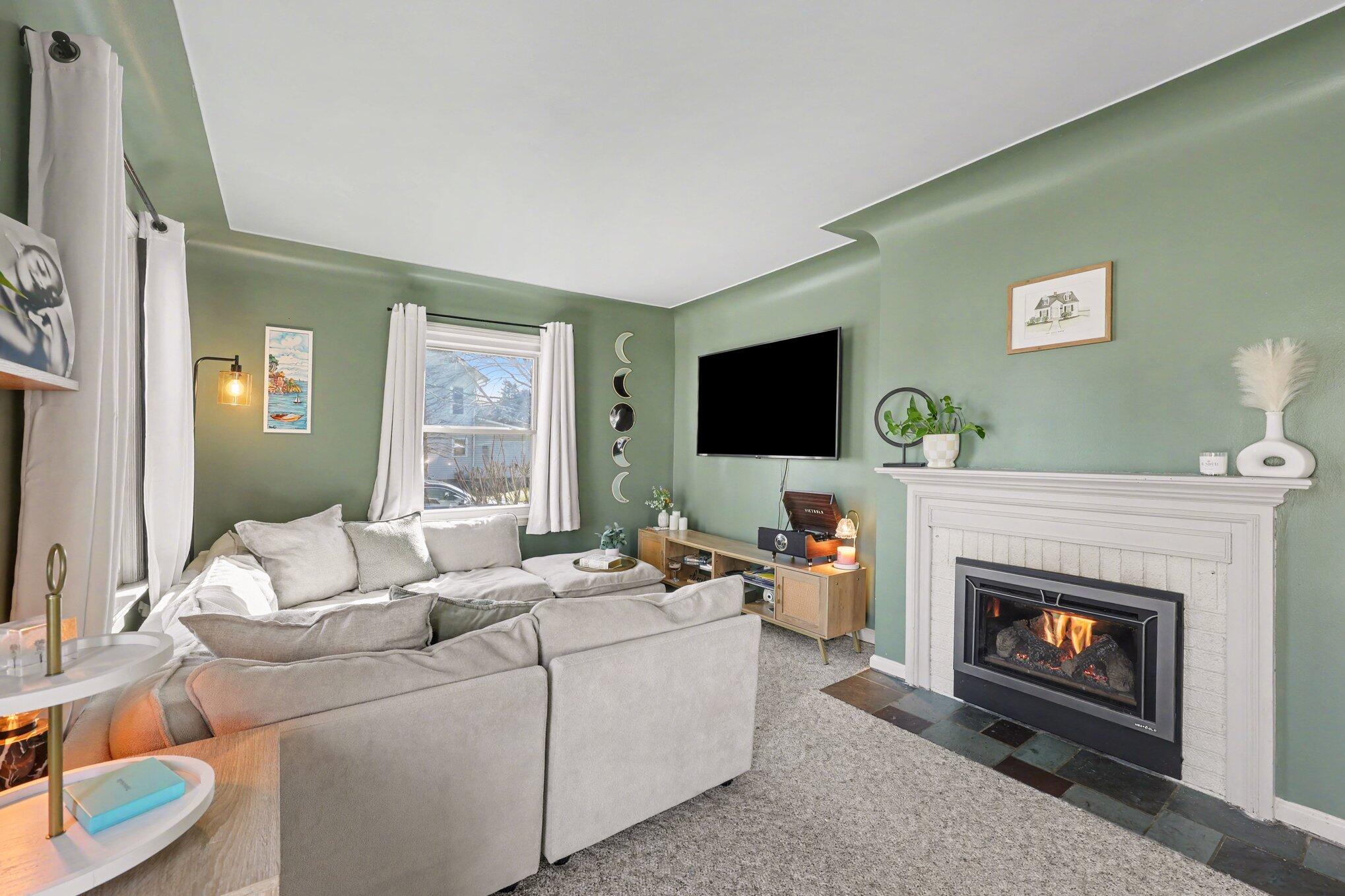 313 Territorial Road Manchester, MI 48158 - Photo 5 of 35 005_file_4040