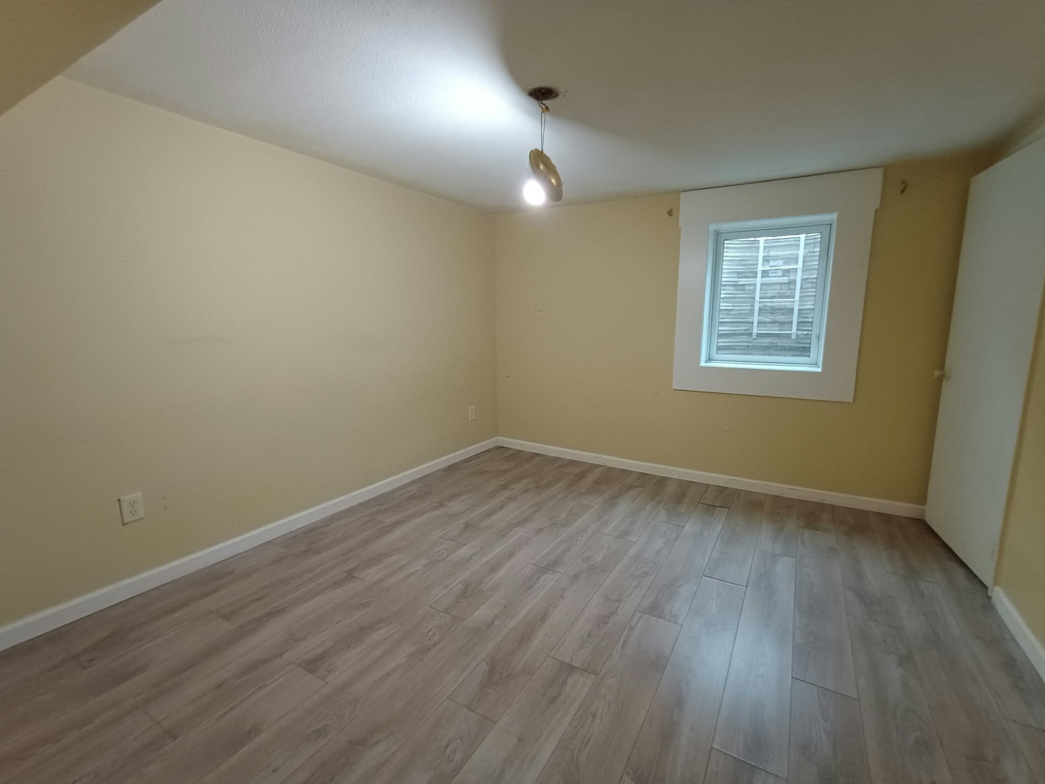 58 Hally Road, Unit 2 Lowell, MA 01854 - Photo 3 of 5 Gallery Image 3