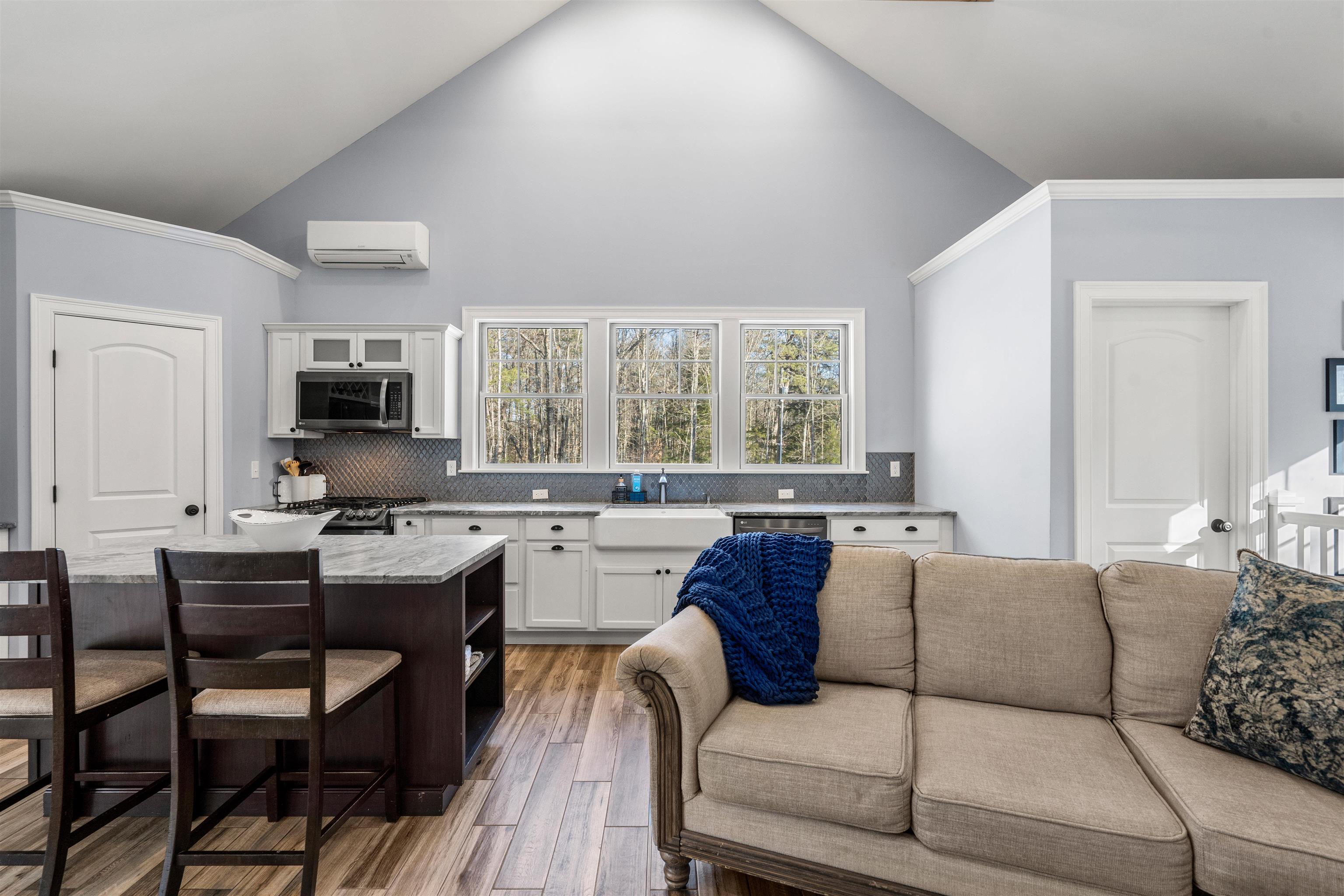 249 Old Goshen Road Conway, NH 03813 - Photo 11 of 38