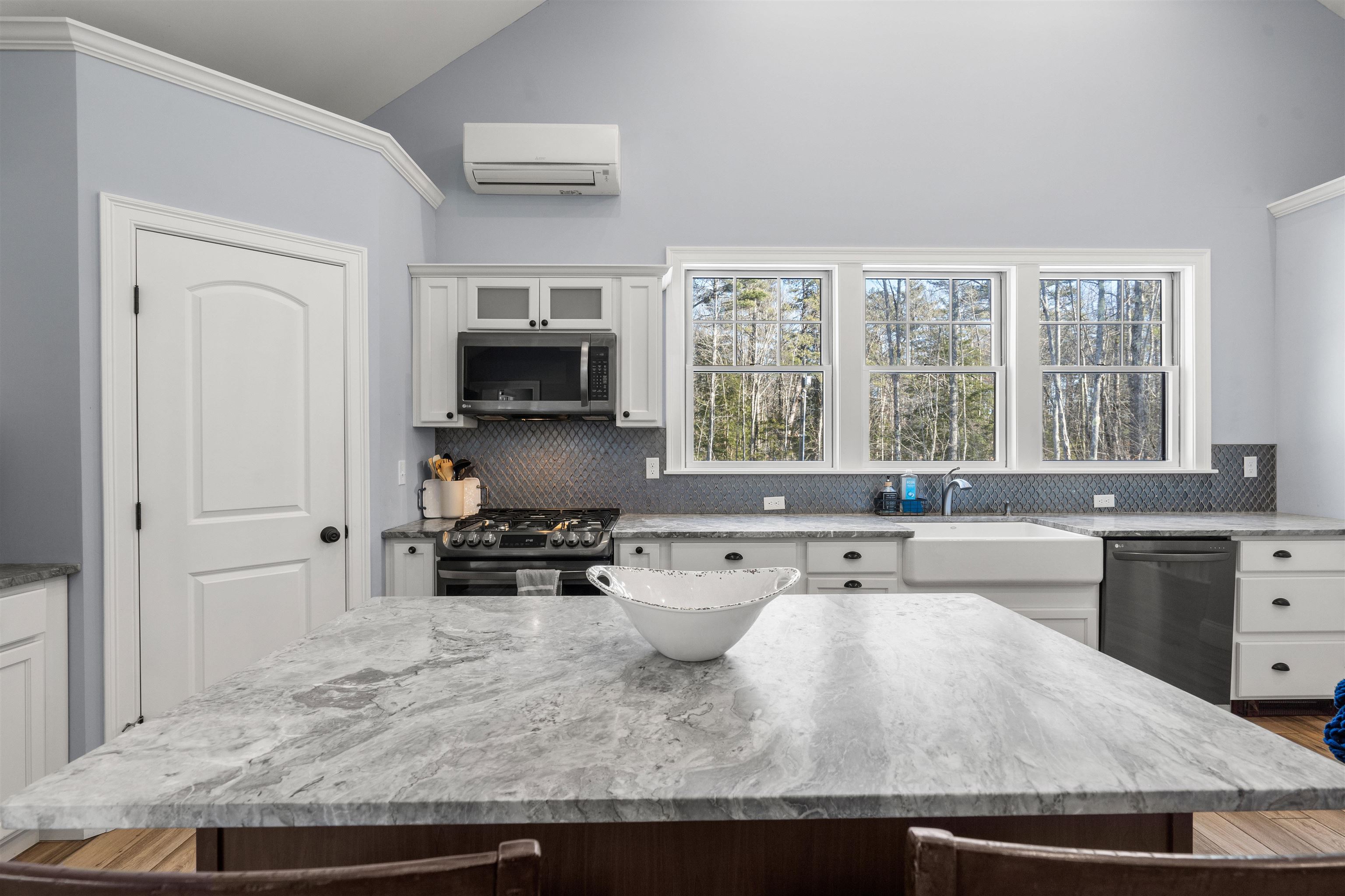 249 Old Goshen Road Conway, NH 03813 - Photo 14 of 38