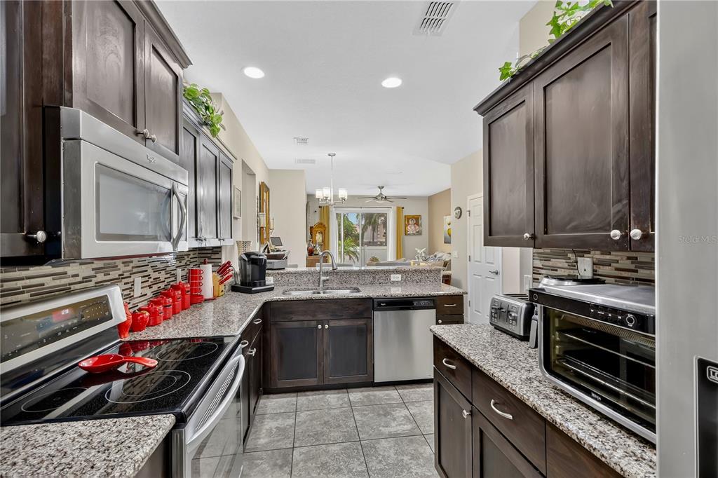 4900 Poolside Drive St. Cloud, FL 34769 - Photo 6 of 24