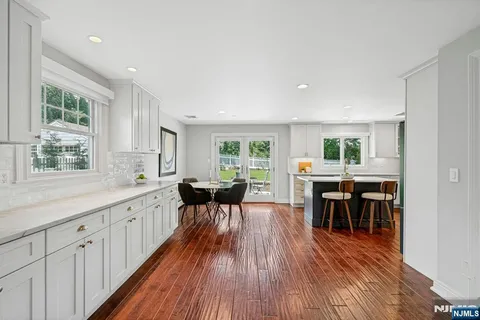 $1,349,000 | 601 Ackerman Avenue, Ho-Ho-Kus, NJ 07423