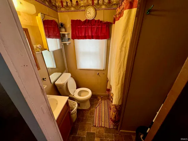 $75,000 | 5948 North 185 West, Patoka, IN 47666