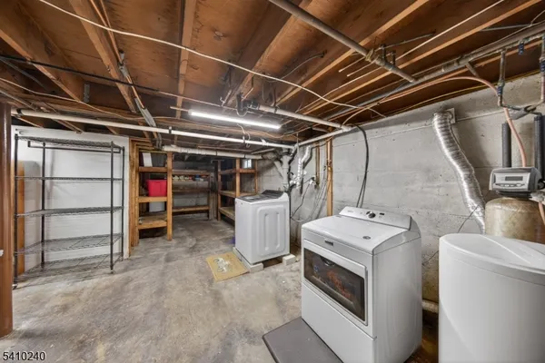 a picture of a room with a floor