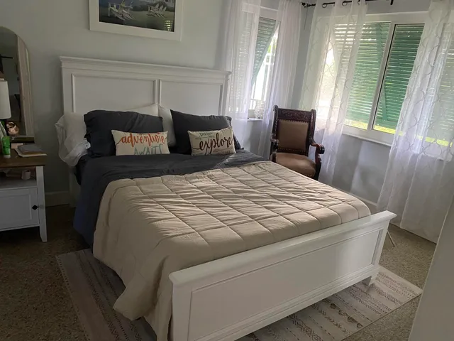 $679,000 | 815 Southeast Stafford Drive, Stuart, FL 34996