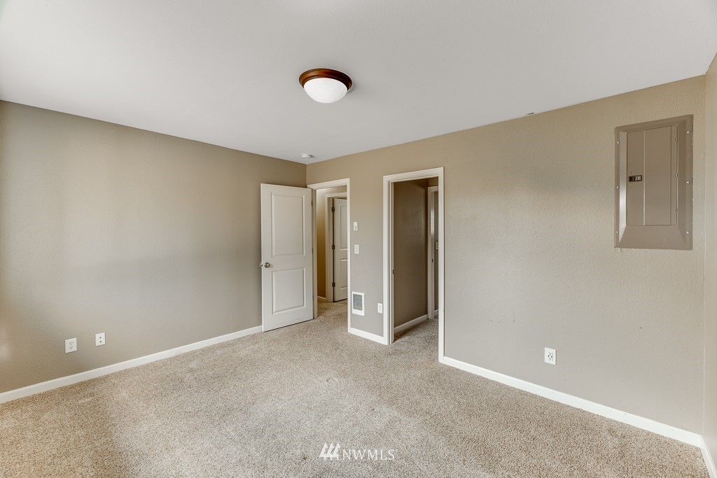 6314 Rockefeller Avenue Everett, WA 98203 - Photo 13 of 36
