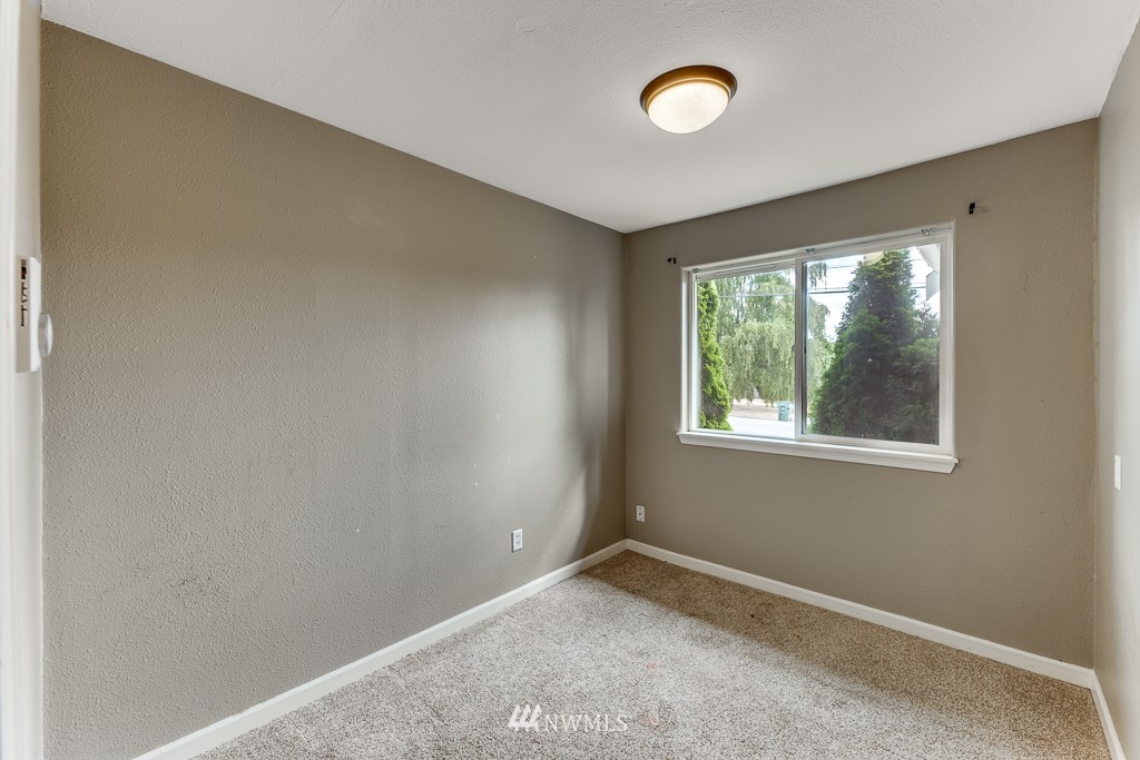 6314 Rockefeller Avenue Everett, WA 98203 - Photo 16 of 36
