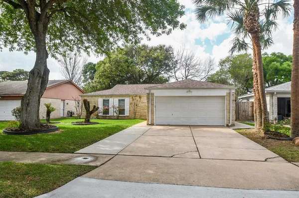 $1,975 | 710 North Fork Court, Katy, TX 77450