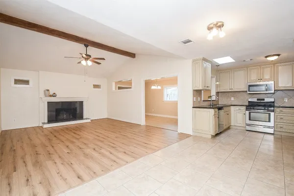 $1,975 | 710 North Fork Court, Katy, TX 77450