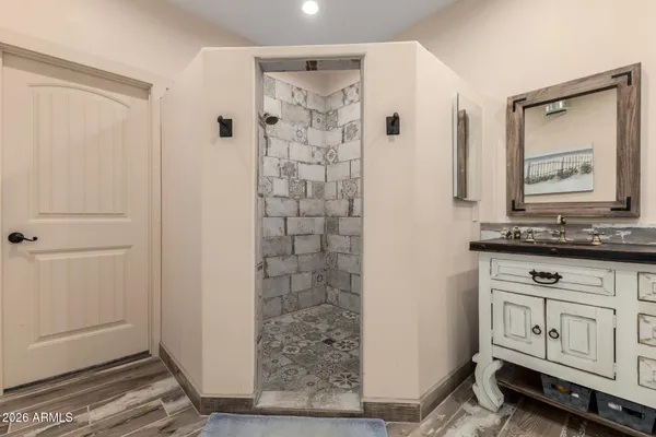 $1,799,999 | 27194 North Bear Paw Pass, San Tan Valley, AZ 85144