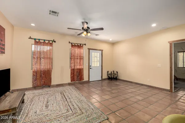 $1,799,999 | 27194 North Bear Paw Pass, San Tan Valley, AZ 85144