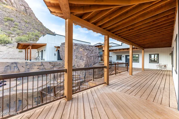 $1,799,999 | 27194 North Bear Paw Pass, San Tan Valley, AZ 85144