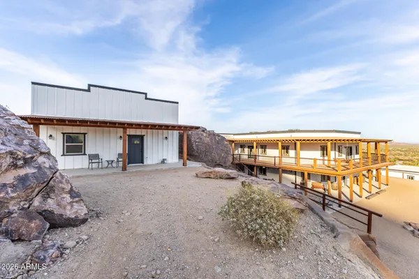 $1,799,999 | 27194 North Bear Paw Pass, San Tan Valley, AZ 85144