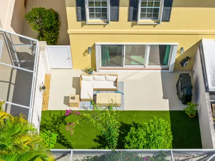 $569,900 | 48 Laurel Oaks Circle, Tequesta, FL 33469