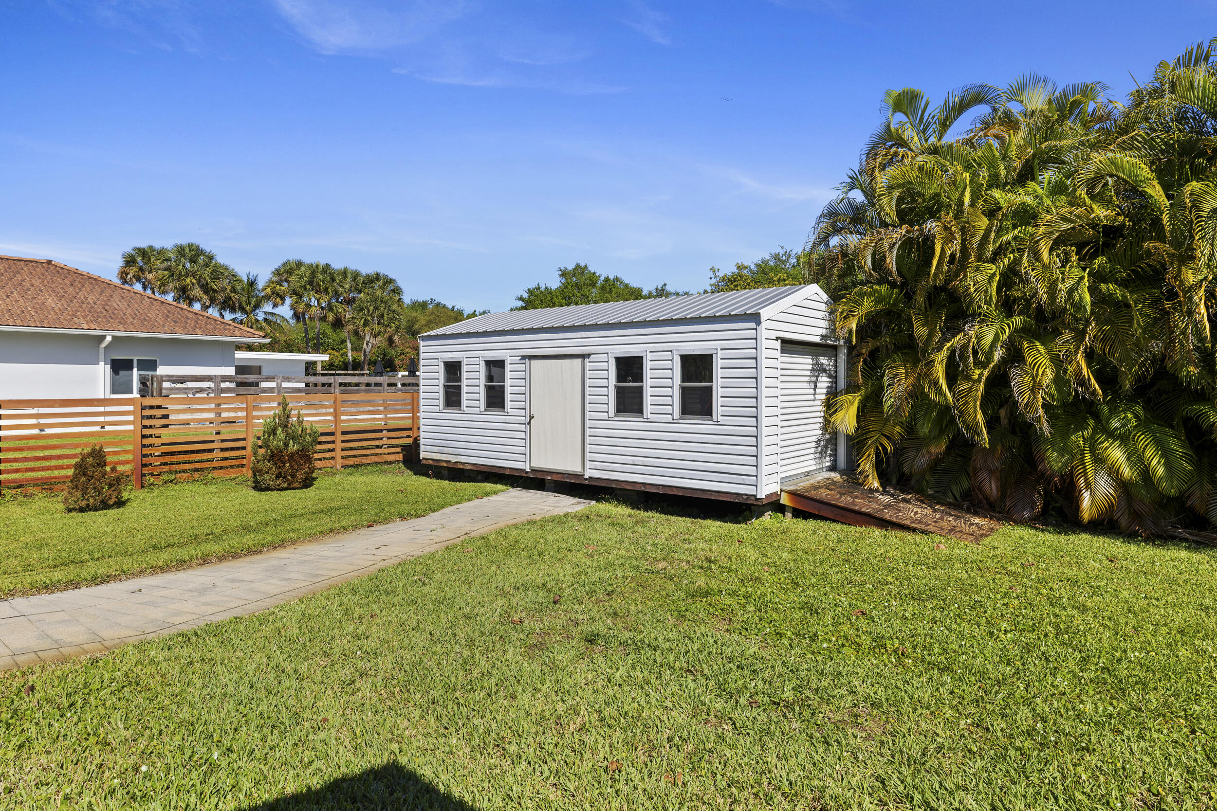 13621 Southwest 16th Street Davie, FL 33325 - Photo 32 of 36 Shed