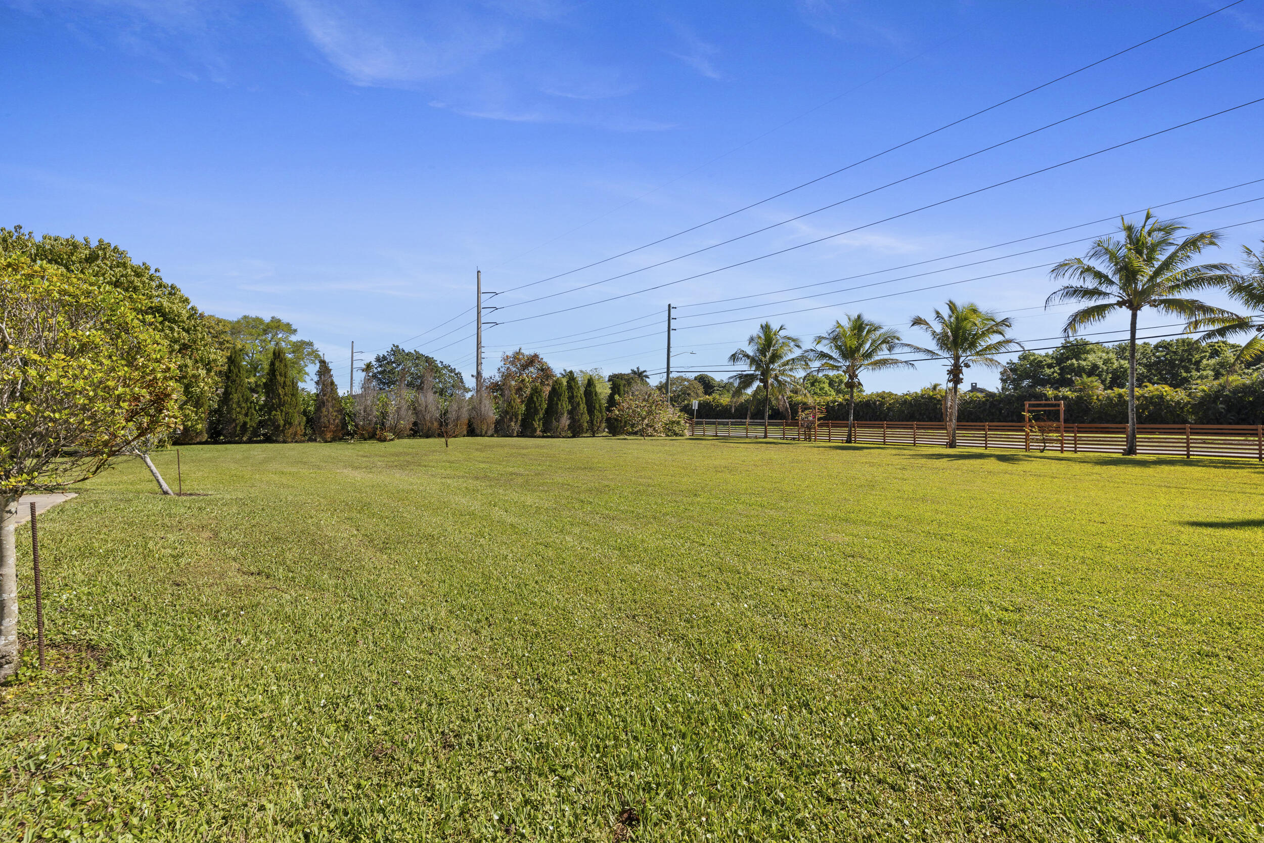 13621 Southwest 16th Street Davie, FL 33325 - Photo 33 of 36 Backyard