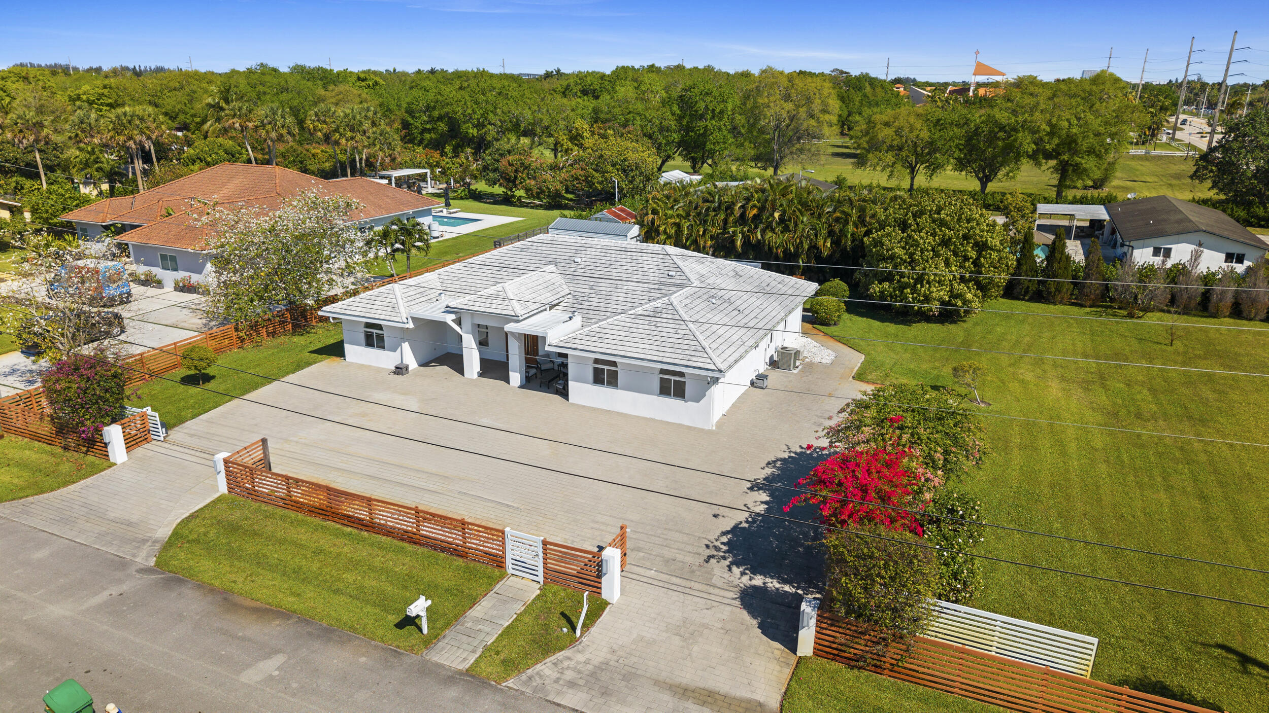 13621 Southwest 16th Street Davie, FL 33325 - Photo 34 of 36 Front