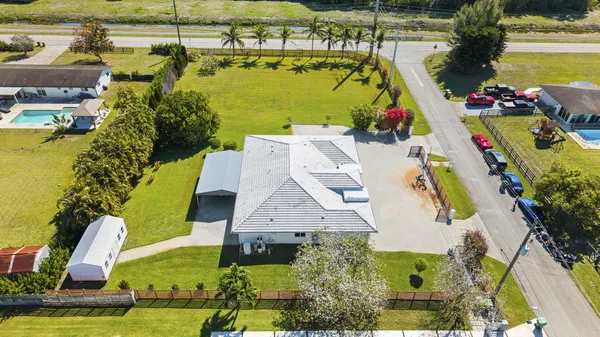 $1,445,000 | 13621 Southwest 16th Street, Davie, FL 33325