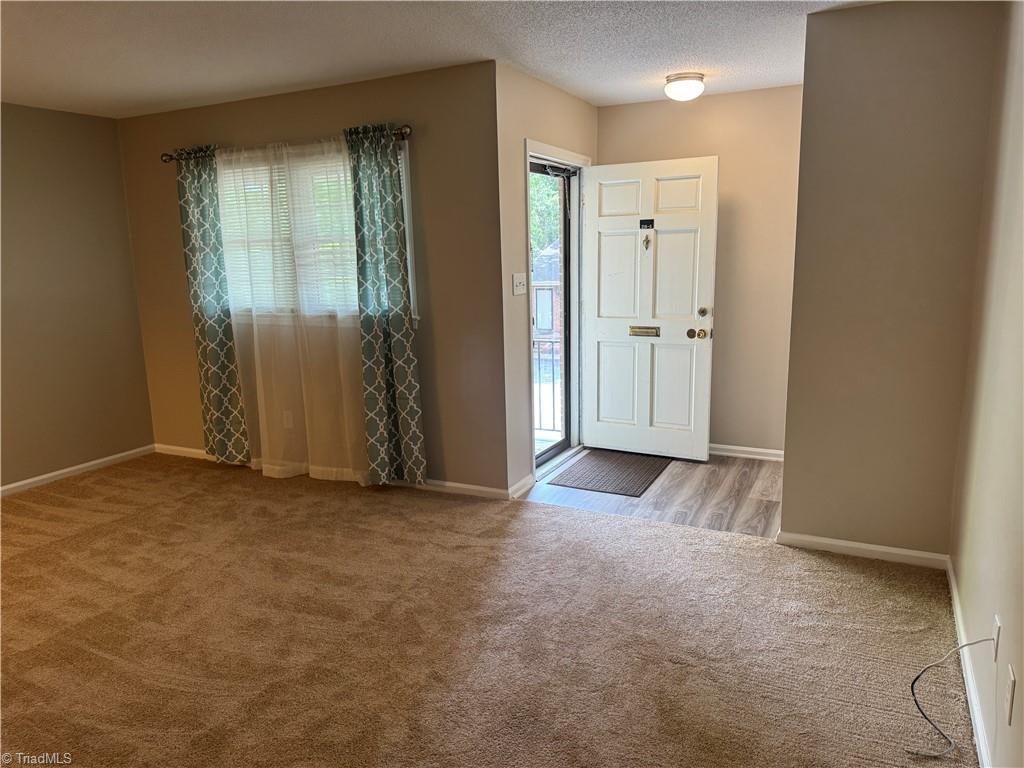 219 Northpoint Avenue, Unit G High Point, NC 27262 - Photo 3 of 11 Living Room