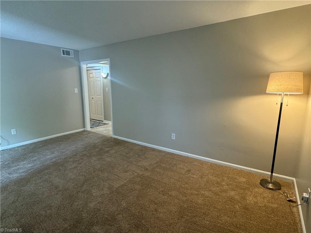 219 Northpoint Avenue, Unit G High Point, NC 27262 - Photo 4 of 11 Living Room