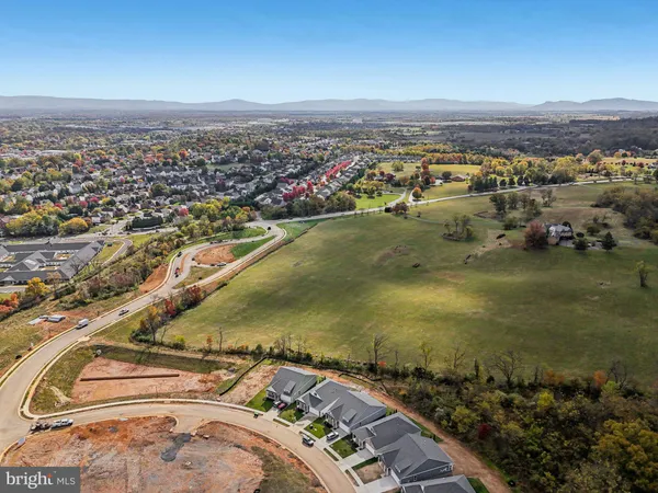 $650,490 | 239 Hydrangea Way, Winchester, VA 22602