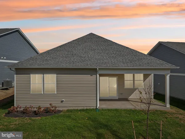 $650,490 | 239 Hydrangea Way, Winchester, VA 22602